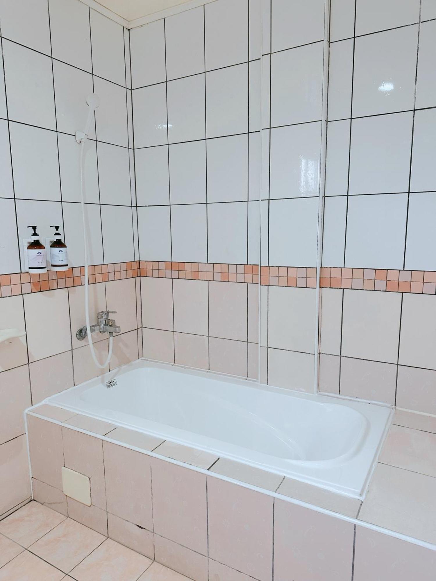 Hua Du Motel Jiji Εξωτερικό φωτογραφία