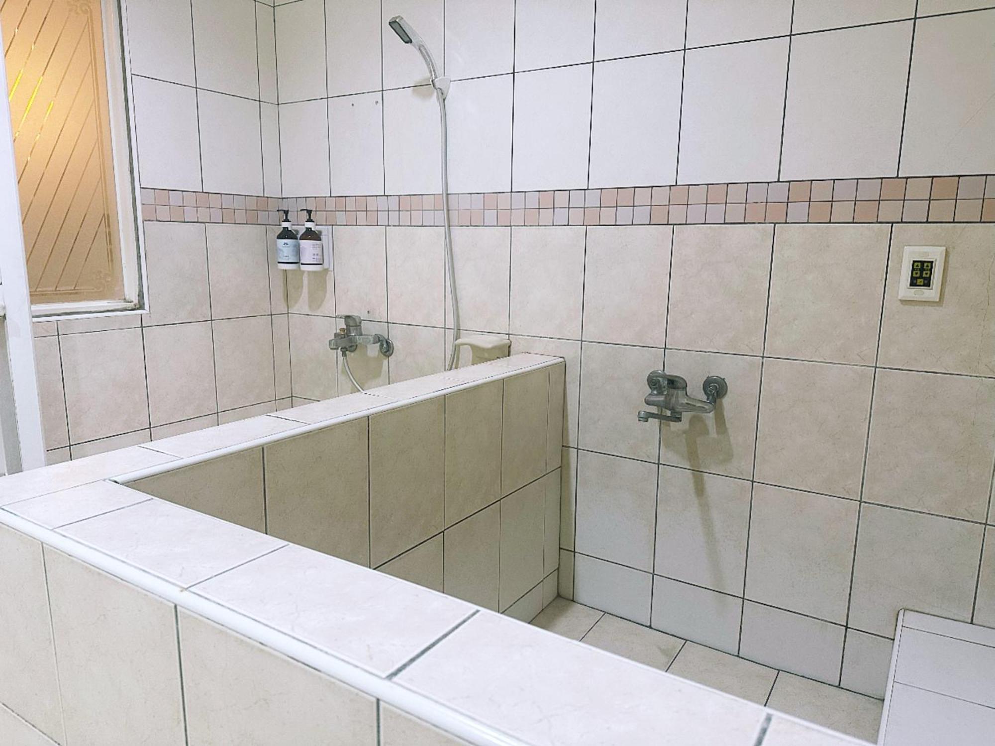 Hua Du Motel Jiji Εξωτερικό φωτογραφία